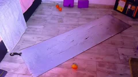 karoline uwu online show from November 2, 10:57 pm