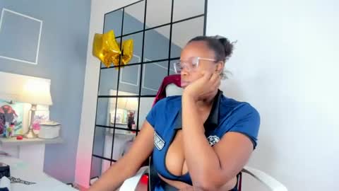 _miss_khaleesi_ online show from July 18, 12:29 pm