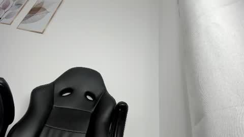 _molly_rosse_ online show from June 30, 12:15 pm