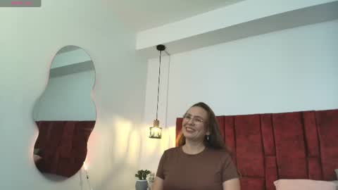 _monaliza_ online show from July 23, 12:24 pm