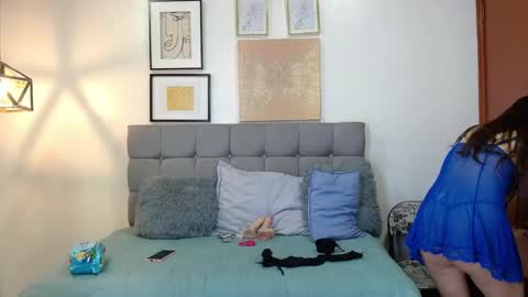 _naomi_s online show from April 24, 1:36 pm
