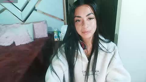 Snapshot of _natashaa19 chatting on March 12, 9:02 am Natasha Rodriguez independent model online show from March 12, 9:02 am