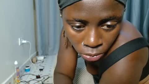 _naughty_alexah online show from April 22, 8:50 pm