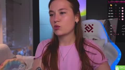Mia with a big heart  online show from June 27, 11:33 am