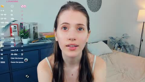 Ashley online show from May 4, 1:04 pm