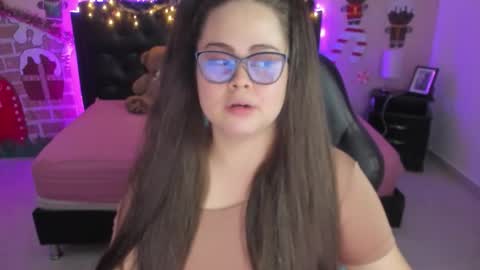 Olivia jones online show from December 19, 1:47 pm