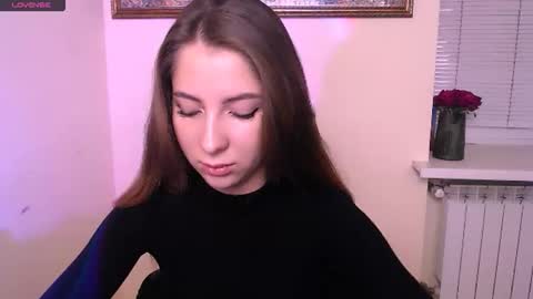 Snapshot of _oliviax_ chatting on October 4, 11:38 am Olivia online show from October 4, 11:38 am