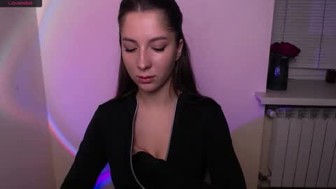 Snapshot of _oliviax_ chatting on October 16, 1:52 am Olivia online show from October 16, 1:52 am