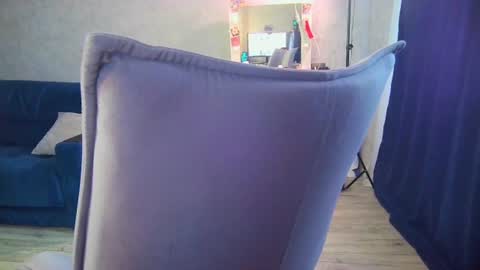 Ilona online show from June 25, 5:12 am
