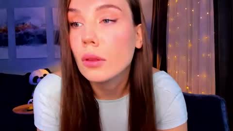 Your soul mate Bubu online show from December 5, 8:10 pm