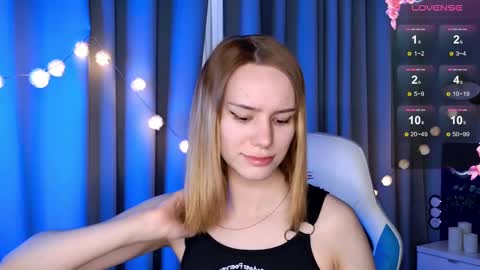 Snapshot of _ramona__ chatting on February 22, 6:06 am im Amy online show from February 22, 6:06 am