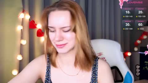 Snapshot of _ramona__ chatting on February 18, 6:15 am im Amy online show from February 18, 6:15 am