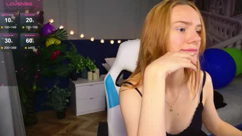 Snapshot of _ramona__ chatting on September 24, 6:45 am im Amy online show from September 24, 6:45 am