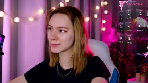 Snapshot of _ramona__ chatting on January 27, 5:47 am im Amy online show from January 27, 5:47 am