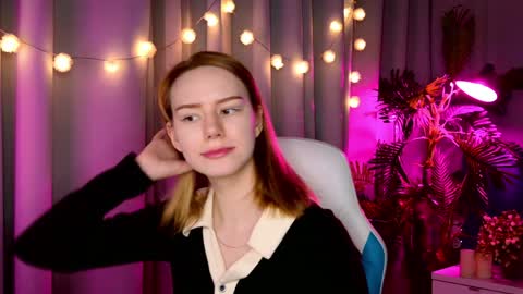 Snapshot of _ramona__ chatting on January 20, 5:26 am im Amy online show from January 20, 5:26 am