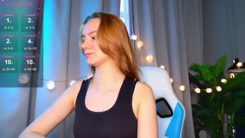 Snapshot of _ramona__ chatting on October 19, 6:37 am im Amy online show from October 19, 6:37 am
