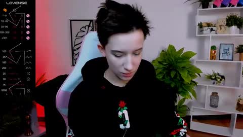 Snapshot of _rein_ramm chatting on February 19, 6:00 am Rein online show from February 19, 6:00 am