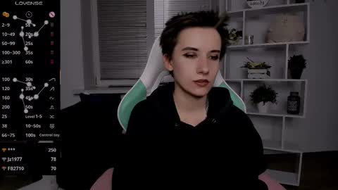 Snapshot of _rein_ramm chatting on October 16, 12:57 am Rein online show from October 16, 12:57 am