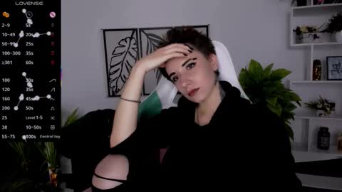 Snapshot of _rein_ramm chatting on September 26, 6:38 pm Rein online show from September 26, 6:38 pm