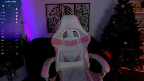Snapshot of _rein_ramm chatting on December 27, 6:14 am Rein online show from December 27, 6:14 am