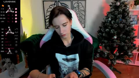 Snapshot of _rein_ramm chatting on December 22, 6:06 am Rein online show from December 22, 6:06 am