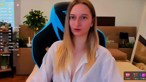 I am Rina online show from October 28, 6:41 am