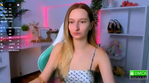 I am Rina online show from November 22, 8:06 am