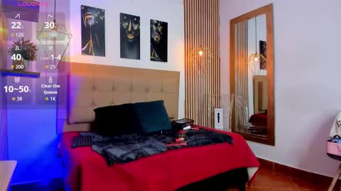 SAMANTHA FOX online show from September 17, 11:52 am