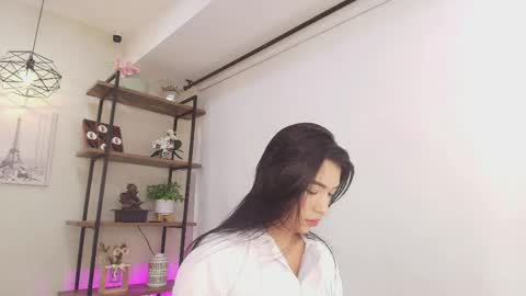 Sassy Girl online show from April 30, 6:24 pm