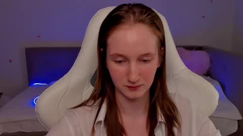 _secretelly_ online show from November 28, 5:54 am