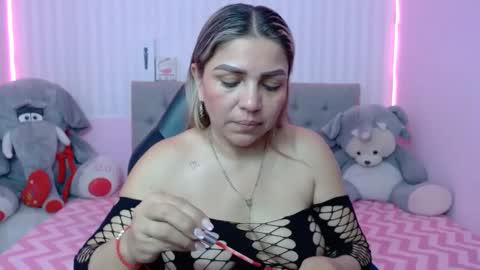 Snapshot of _sexyredhead_ chatting on February 22, 12:08 pm KATA online show from February 22, 12:08 pm
