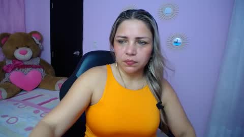 Snapshot of _sexyredhead_ chatting on February 14, 12:14 pm KATA online show from February 14, 12:14 pm