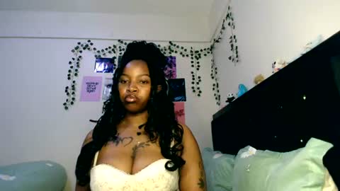 Abbie online show from June 22, 7:55 pm