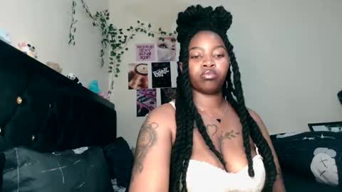 Abbie online show from May 6, 6:45 pm