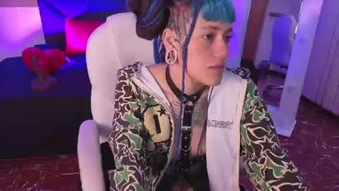 _sharlotte777 online show from July 28, 4:39 pm