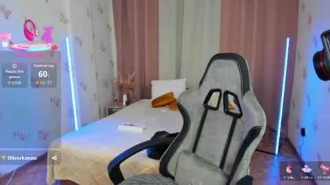  Shy Jenny  online show from June 11, 2:53 am
