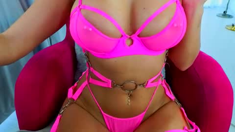 Jessy online show from November 2, 9:23 am