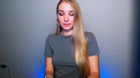 Snapshot of _snow_queen__ chatting on October 29, 8:55 pm Rachel online show from October 29, 8:55 pm