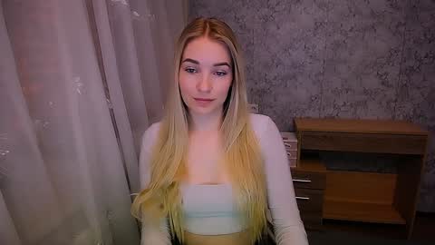 Snapshot of _snow_queen__ chatting on January 14, 1:17 pm Rachel online show from January 14, 1:17 pm