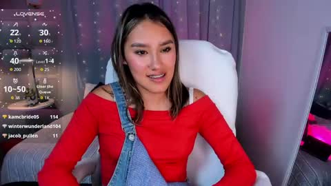 Sophie  online show from May 2, 10:02 pm