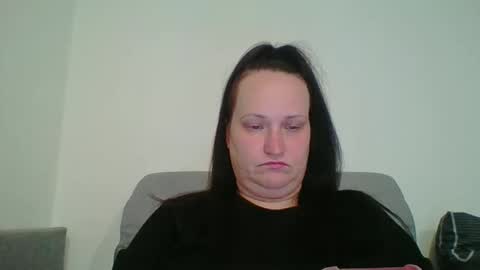 Melisa online show from October 15, 7:05 pm