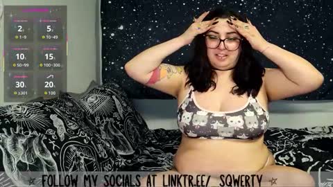 Sqwerty online show from November 19, 1:38 am