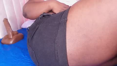susy online show from July 26, 3:25 am