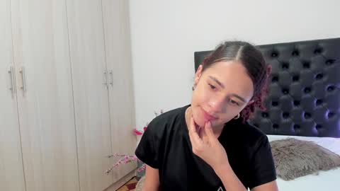 Snapshot of _sussi_ chatting on February 8, 2:49 pm Sussi online show from February 8, 2:49 pm