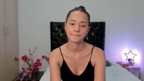 Snapshot of _sussi_ chatting on March 3, 1:15 pm Sussi online show from March 3, 1:15 pm
