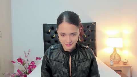 Snapshot of _sussi_ chatting on March 11, 1:34 pm Sussi online show from March 11, 1:34 pm