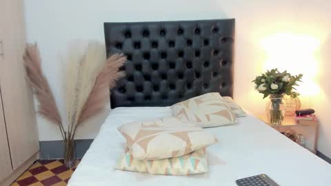 Snapshot of _sussi_ chatting on September 12, 2:02 pm Sussi online show from September 12, 2:02 pm
