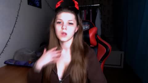 Mari online show from February 1, 4:28 pm