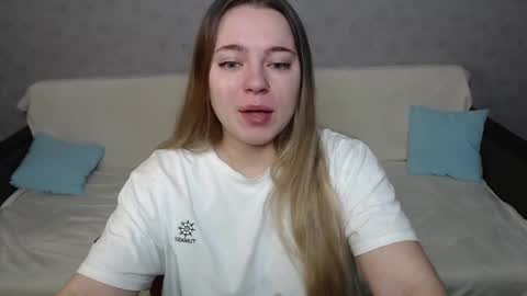Lana online show from December 12, 5:31 am