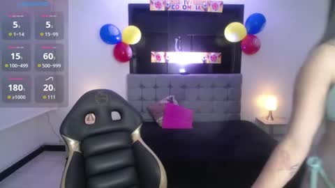 _sweet_lia_ online show from June 30, 7:57 pm
